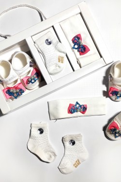 Taç İşlemeli 3'lü Patik