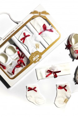 Kurdele İşlemeli 3'lü Patik Kurdele İşlemeli 3'lü Patik