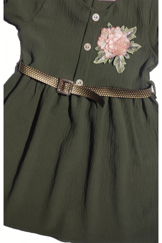 Gül Motifli Düğme ve Kemer Detaylı Elbise Gül Motifli Düğme ve Kemer Detaylı Elbise