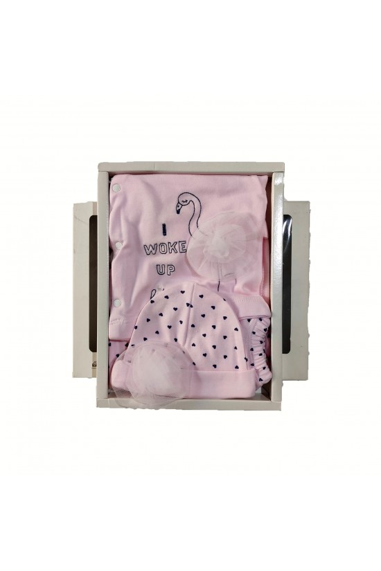 Flamingo İşlemeli 5'li Hastane Çıkışı Flamingo İşlemeli 5'li Hastane Çıkışı