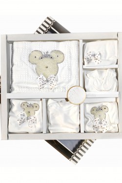 Mickey Mouse İşlemeli 10'lu Hastane Çıkışı Mickey Mouse İşlemeli 10'lu Hastane Çıkışı